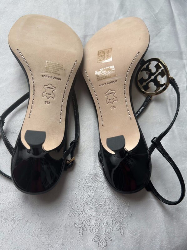 13 TB(1) Tory Burch Capri Miller Low Heel 60mm