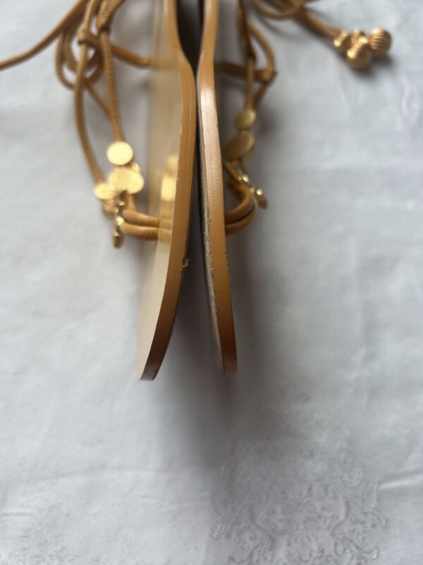 16 TB(1) Tory Burch Gladiator Sandals