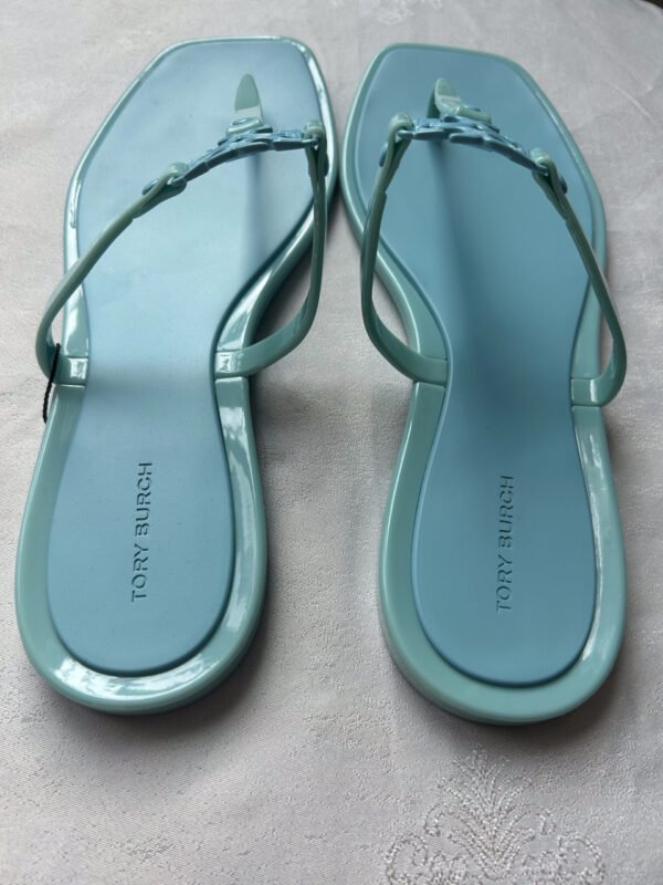 18 TB(1) Tory Burch Roxanne Jelly Sandals