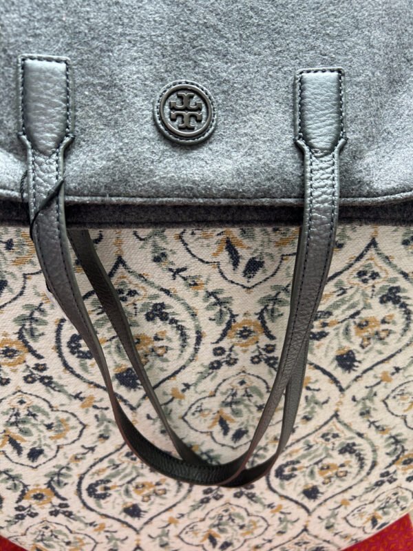 21 TB Tory Burch Tote Bag