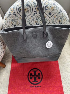 21 TB(3) Tory Burch Tote Bag