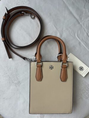23 TB(5) Tory Burch Mini Shopper with Strap