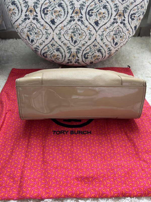 25 TB(2) Tory Burch Ella Tote Bag