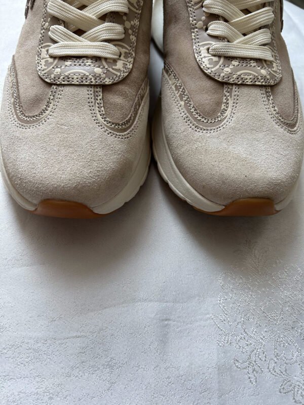 29 TB Tory Burch Monogram Good Luck Trainer Sneakers