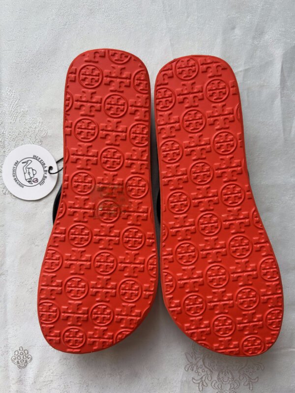 42 TB Tory Burch Flip Flop