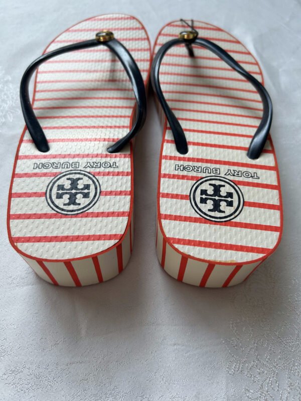 42 TB(1) Tory Burch Flip Flop