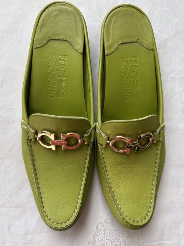 53 SF(6) Salvatore Ferragamo Loafer