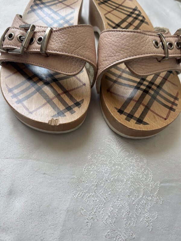 54 BB Burberry Wood & Leather