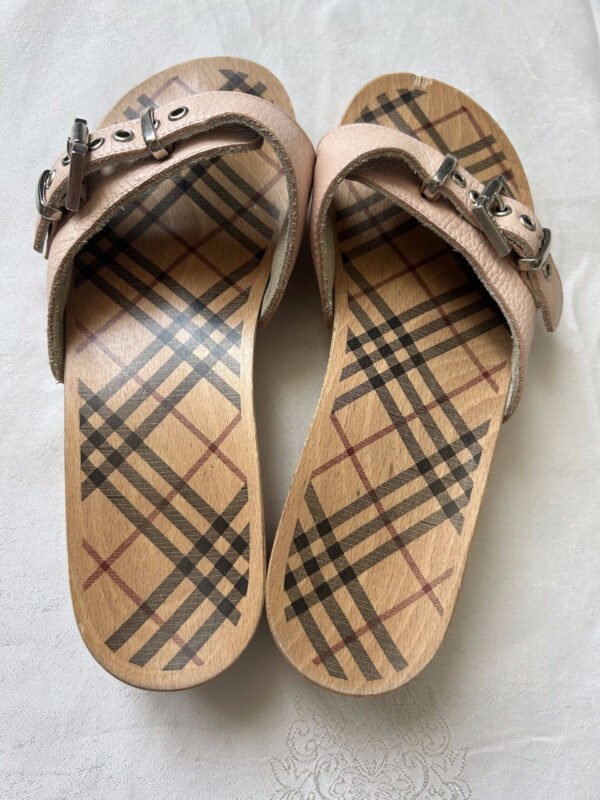54 BB(3) Burberry Wood & Leather