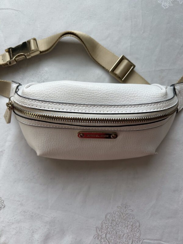 59 MK(5) Michael Kors Fanny Pack