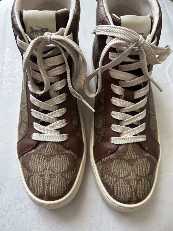 62 CO(6) Coach High Top