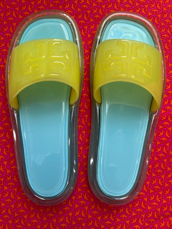 69 TB (3) Tory Burch Jelly Sandals