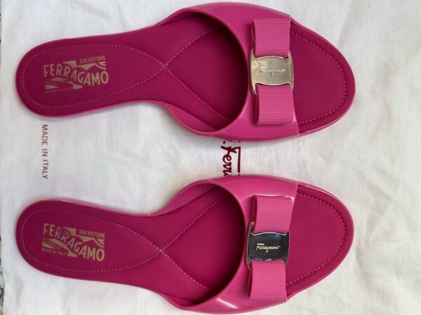 72 Salvatore Ferragamo Salvatore Ferragamo Jelly & Bow Slude Sandals