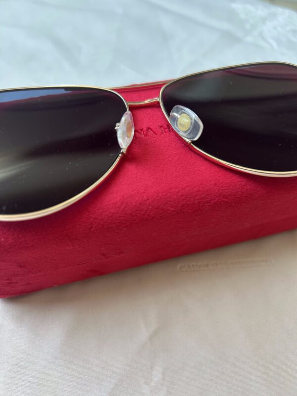 8 CH(3) Carolina Herrera Gafas de Sol Polarizadas