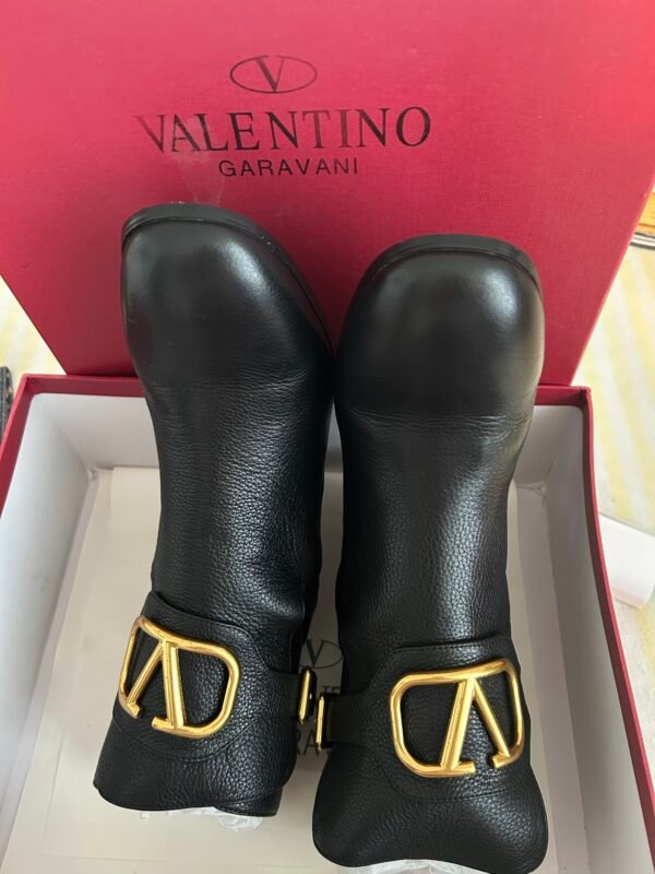 VALENTINO Anckle Boots - Size 9