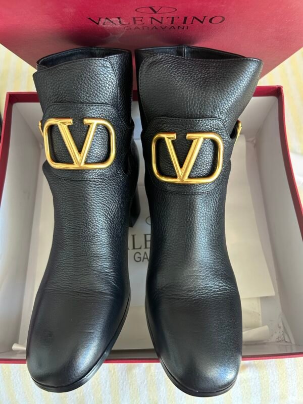 VALENTINO Anckle Boots - Size 9