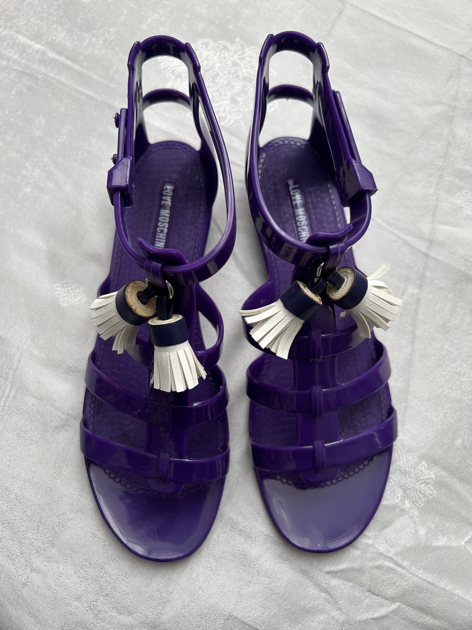 LOVE MOSCHINO JELLY SANDALS - Size 39