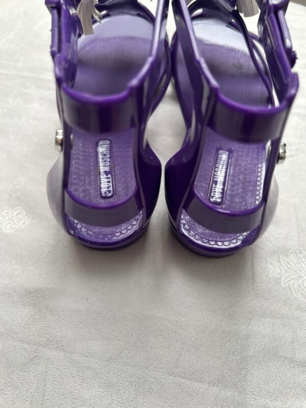 LOVE MOSCHINO JELLY SANDALS - Size 39